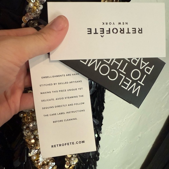 Retrofete NEW W/ TAGS Hand Sequined Women’s Mini Dress size X-Small - Picture 4 of 7